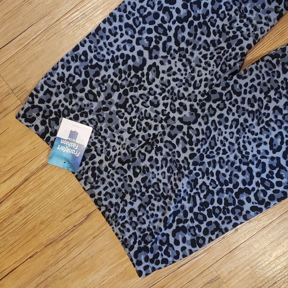 Color Alien Biker Short - Picture 2 of 5